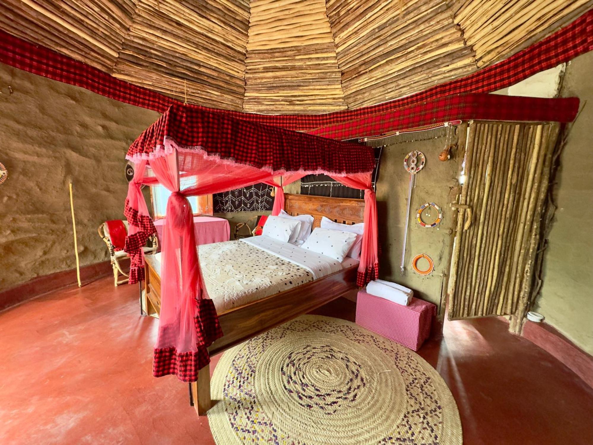 Maasai Eco Boma & Lodge - Experience Maasai Culture Makuyuni Exterior foto