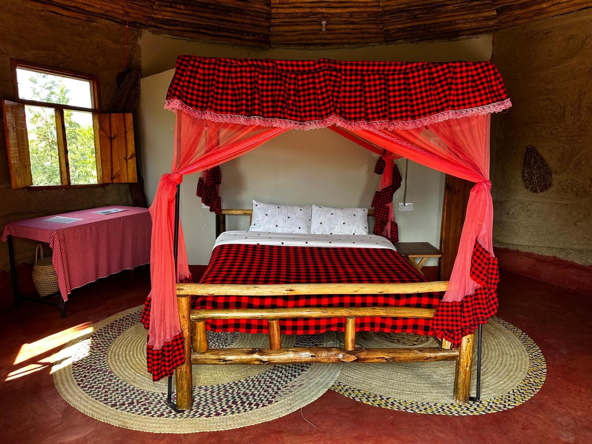 Maasai Eco Boma & Lodge - Experience Maasai Culture Makuyuni Exterior foto